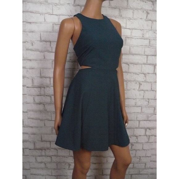 Elizabeth and James Prussian Blue Emorie Cut Out Fit & Flare Dress 6 NEW - Picture 6 of 10